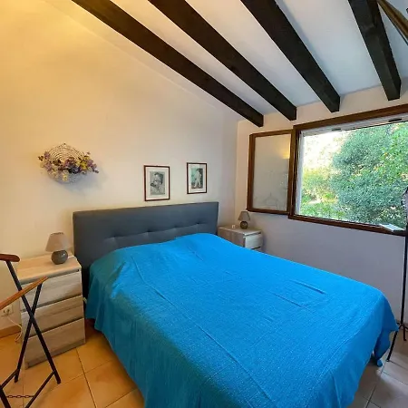 Mini-villa 4 Pers, 100m Plage Santa-giulia, Clim, Terrasse, Parking, Bbq, Linge Inclus - Fr-1-62-154 Holiday home Porto-Vecchio (Corsica)