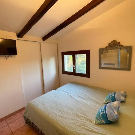 Holiday home Mini-villa 4 Pers, 100m Plage Santa-giulia, Clim, Terrasse, Parking, Bbq, Linge Inclus - Fr-1-62-154 *